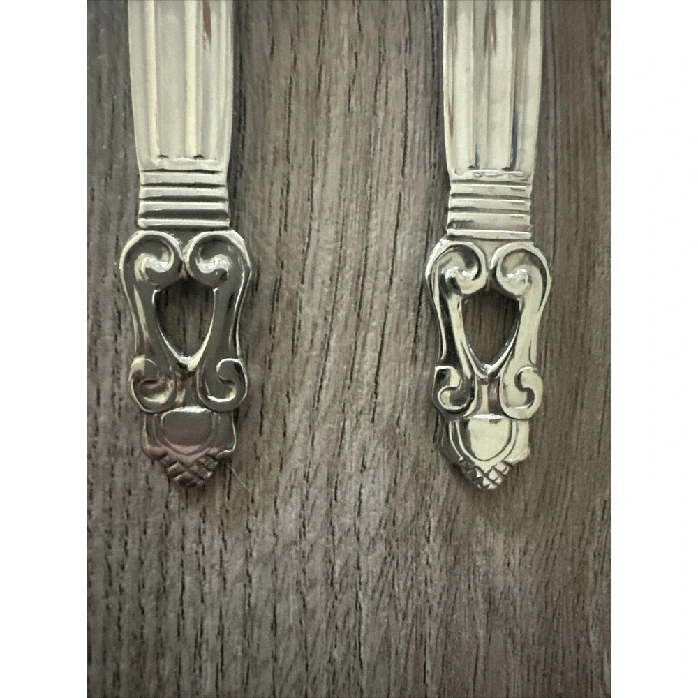 4 Towle KING GUSTAV, 18/10 Stainless‎ Steel, Salad Forks 7 1/8